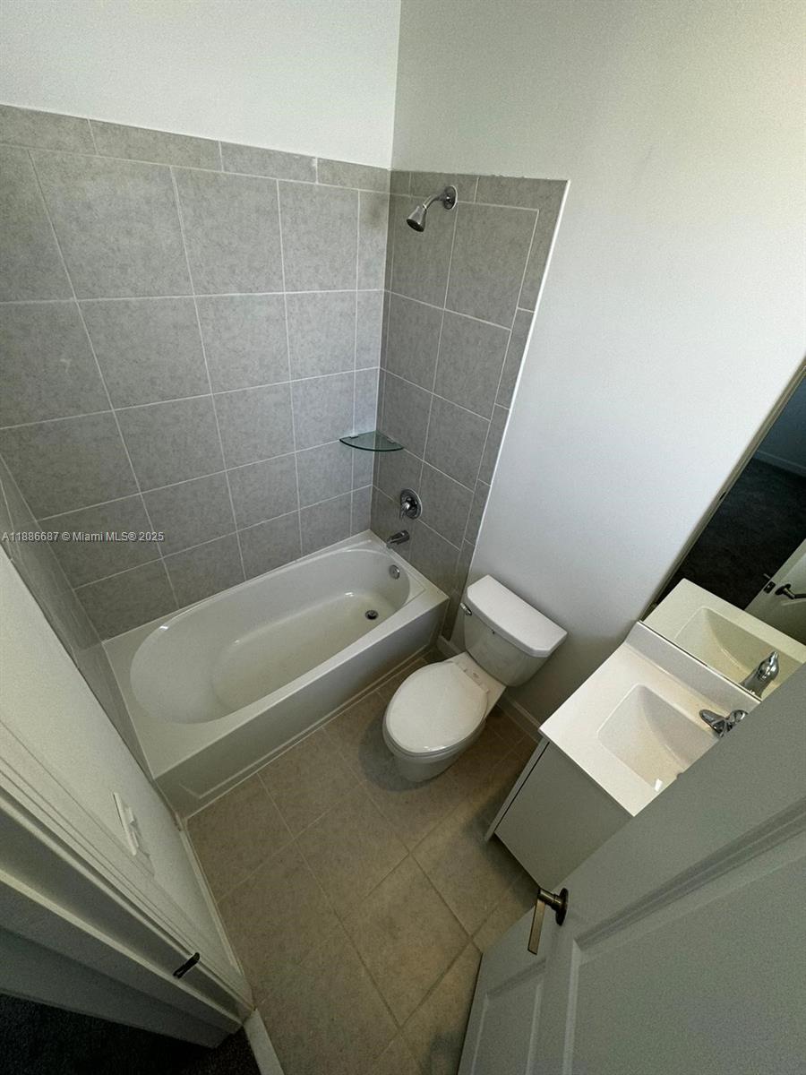 Cedar Pointe - Residential