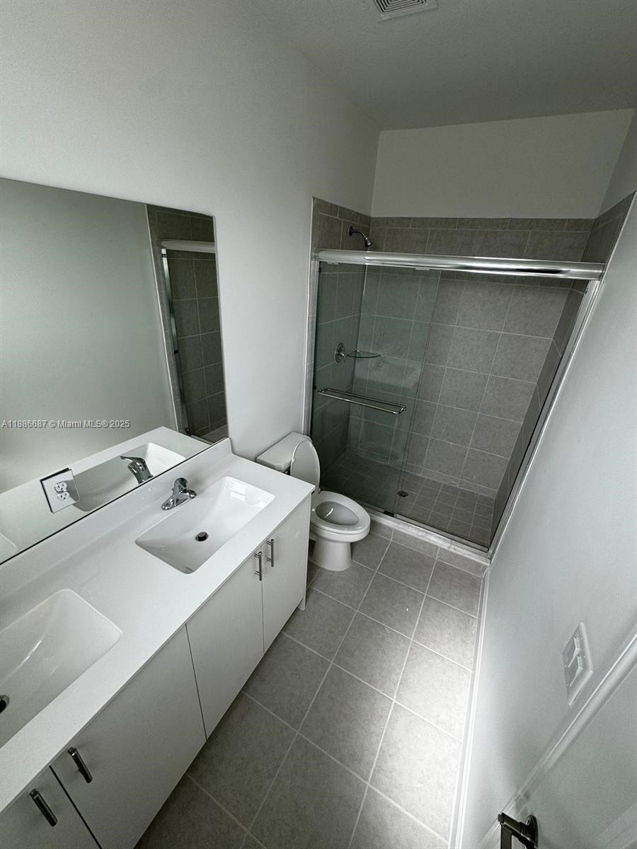 Cedar Pointe - Residential