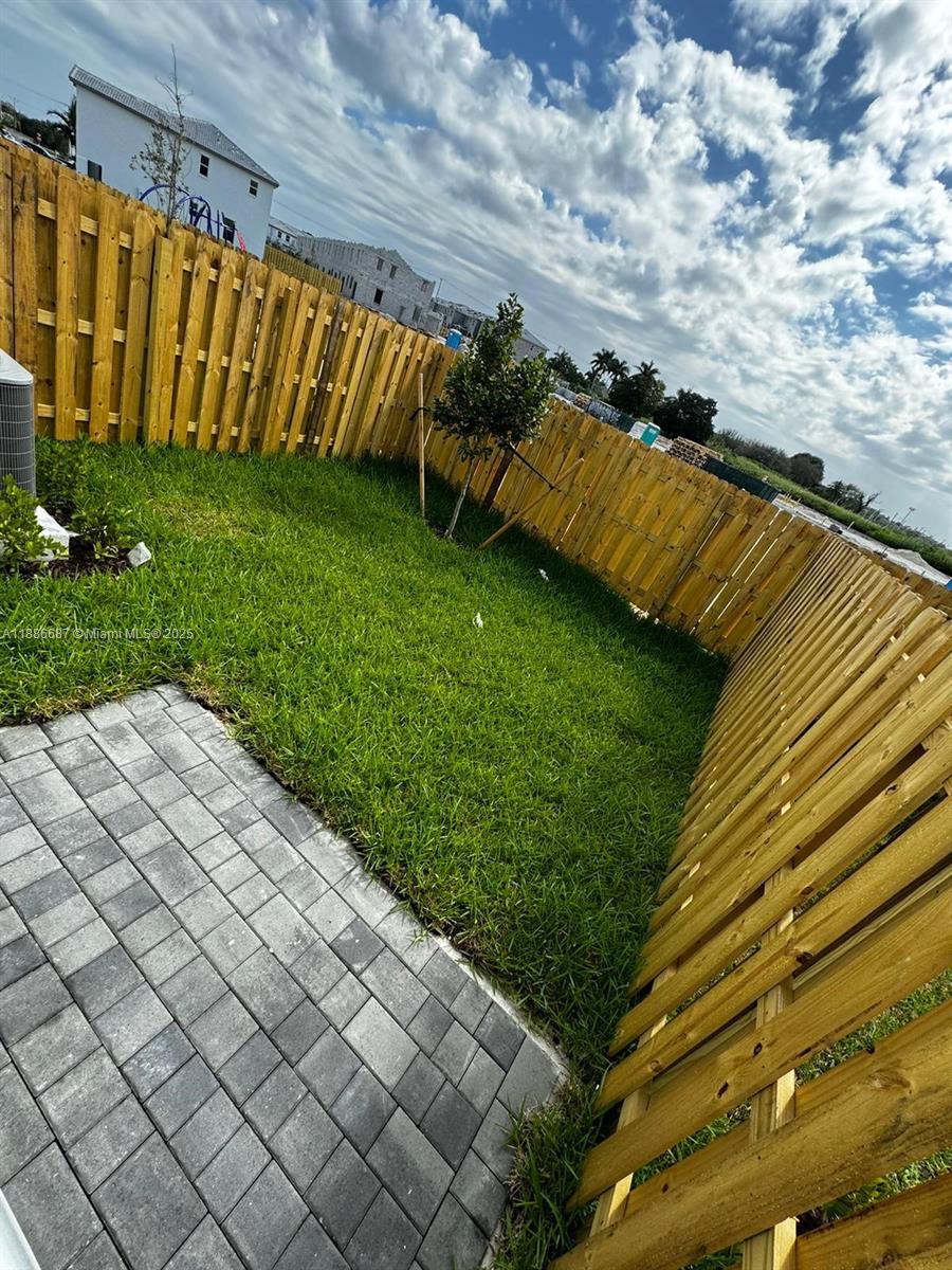 Cedar Pointe - Residential