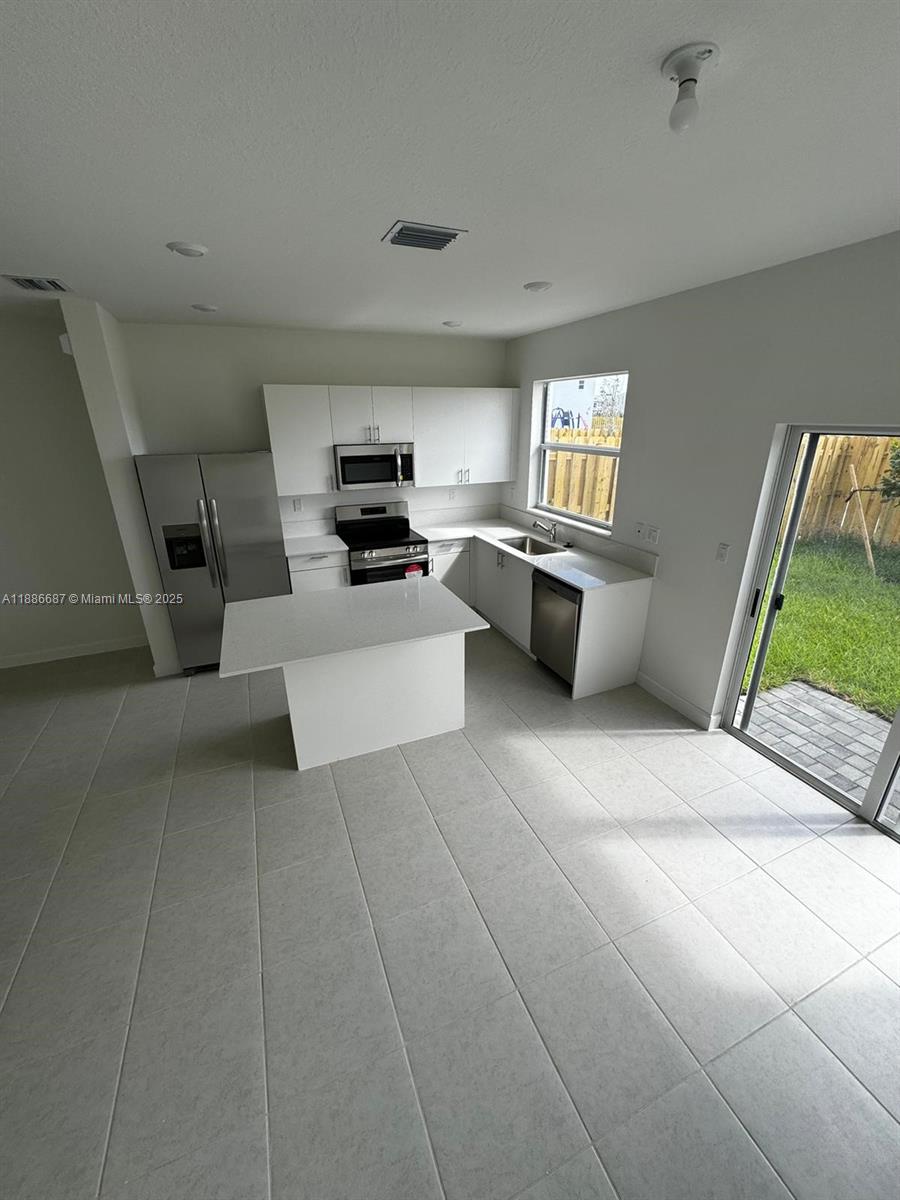 Cedar Pointe - Residential