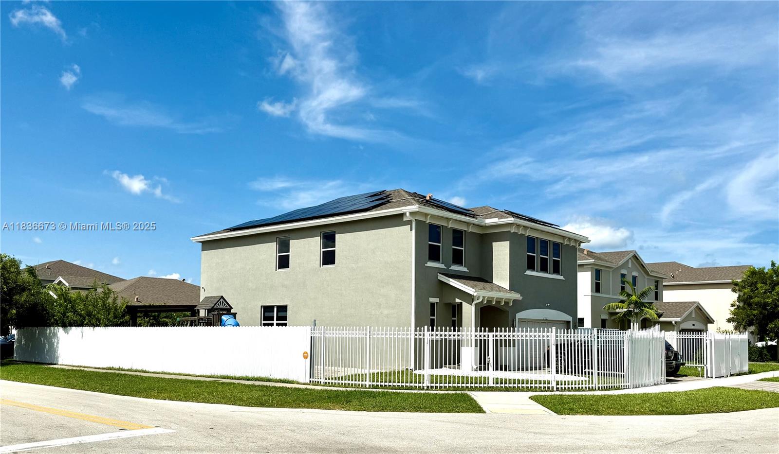 13321 SW 274th Ter, Homestead, FL, 33032/$799,500 3 13321 SW 274th Ter