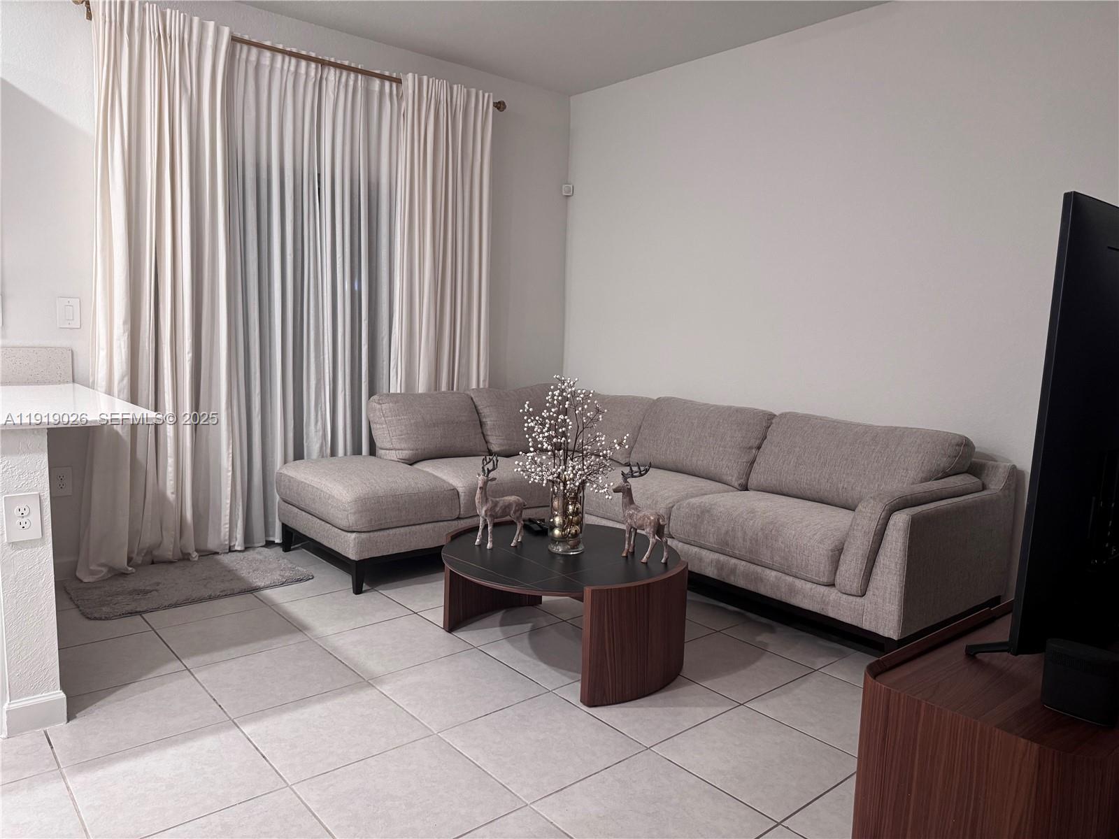 GOLF ESTS 1ST ADDN - Residential