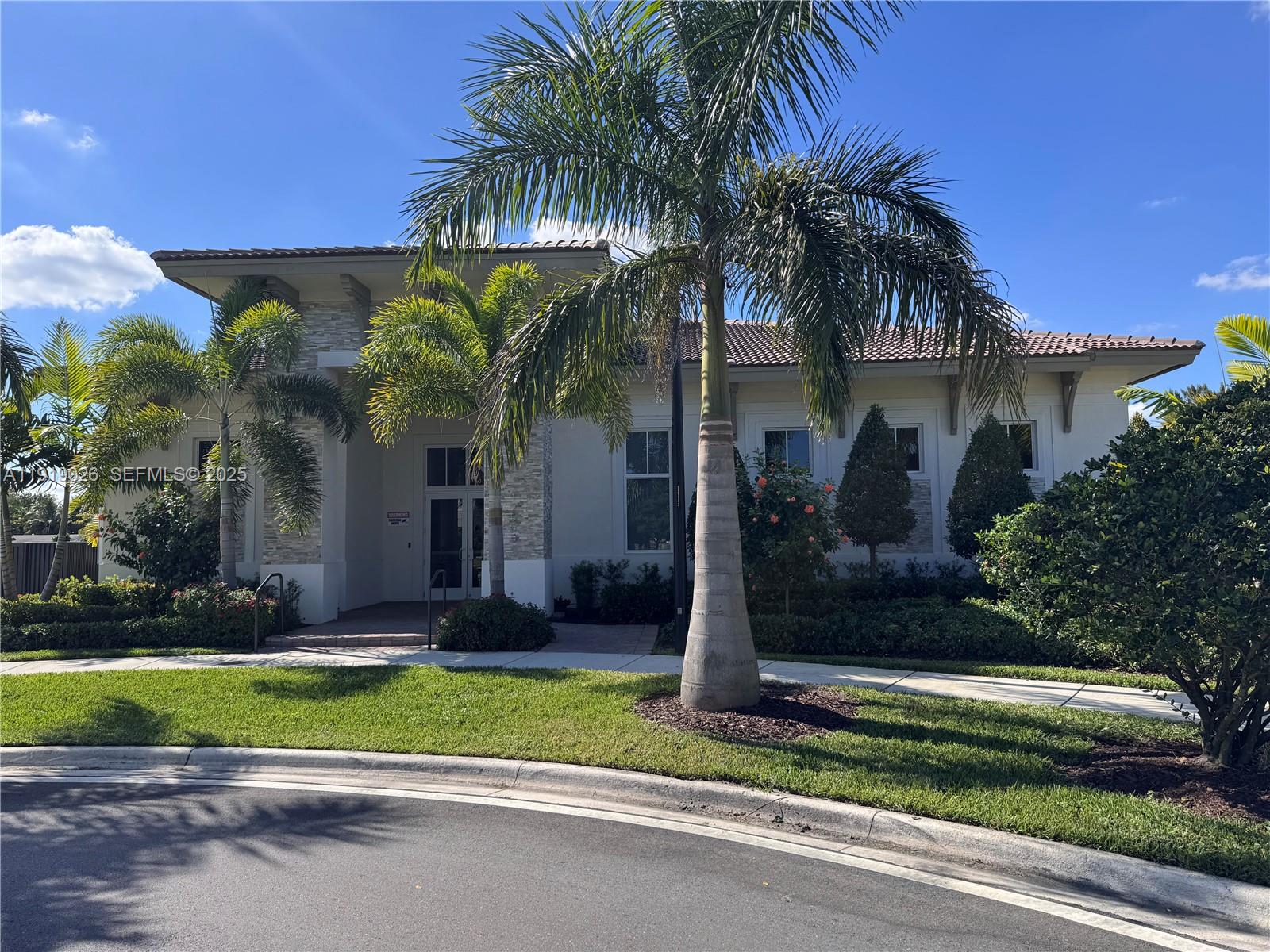 GOLF ESTS 1ST ADDN - Residential