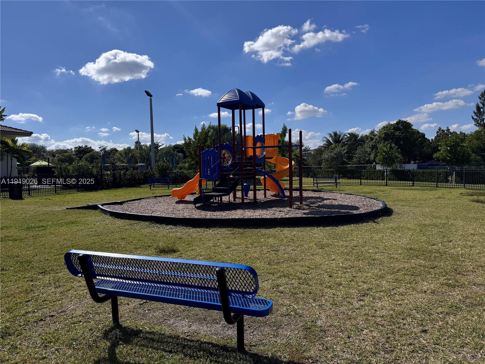 GOLF ESTS 1ST ADDN - Residential