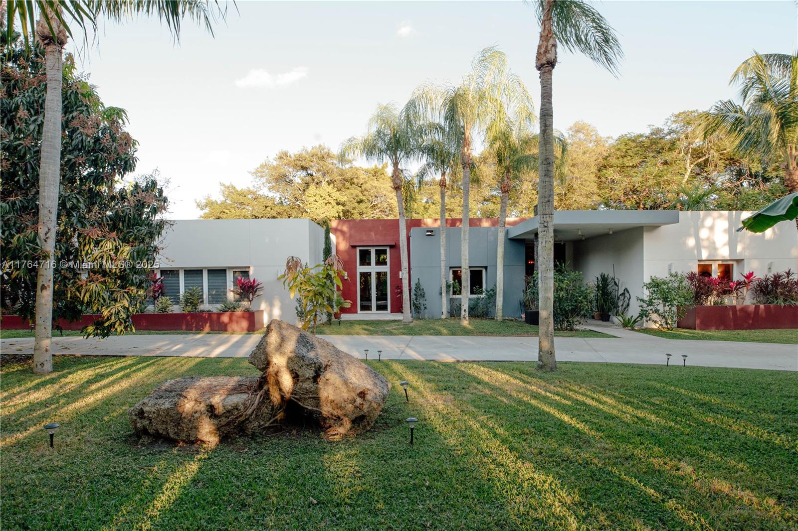 12301 Sw 107th Ave, Miami, Broward County, Florida - 4 Bedrooms  
4 Bathrooms - 