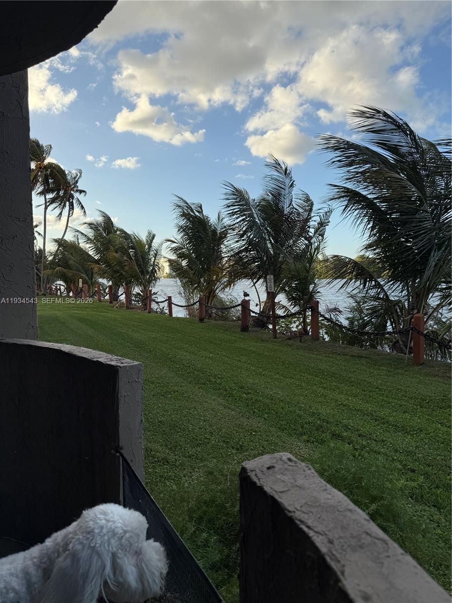 EL CID CONDO - Residential