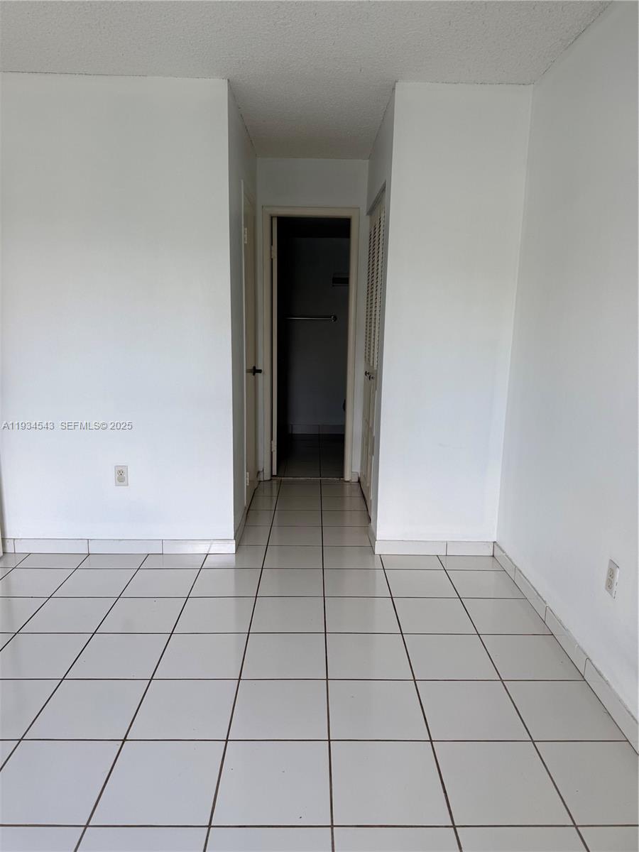 EL CID CONDO - Residential