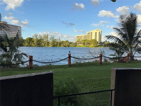 5199 NW 7th St 115 Miami FL 33126