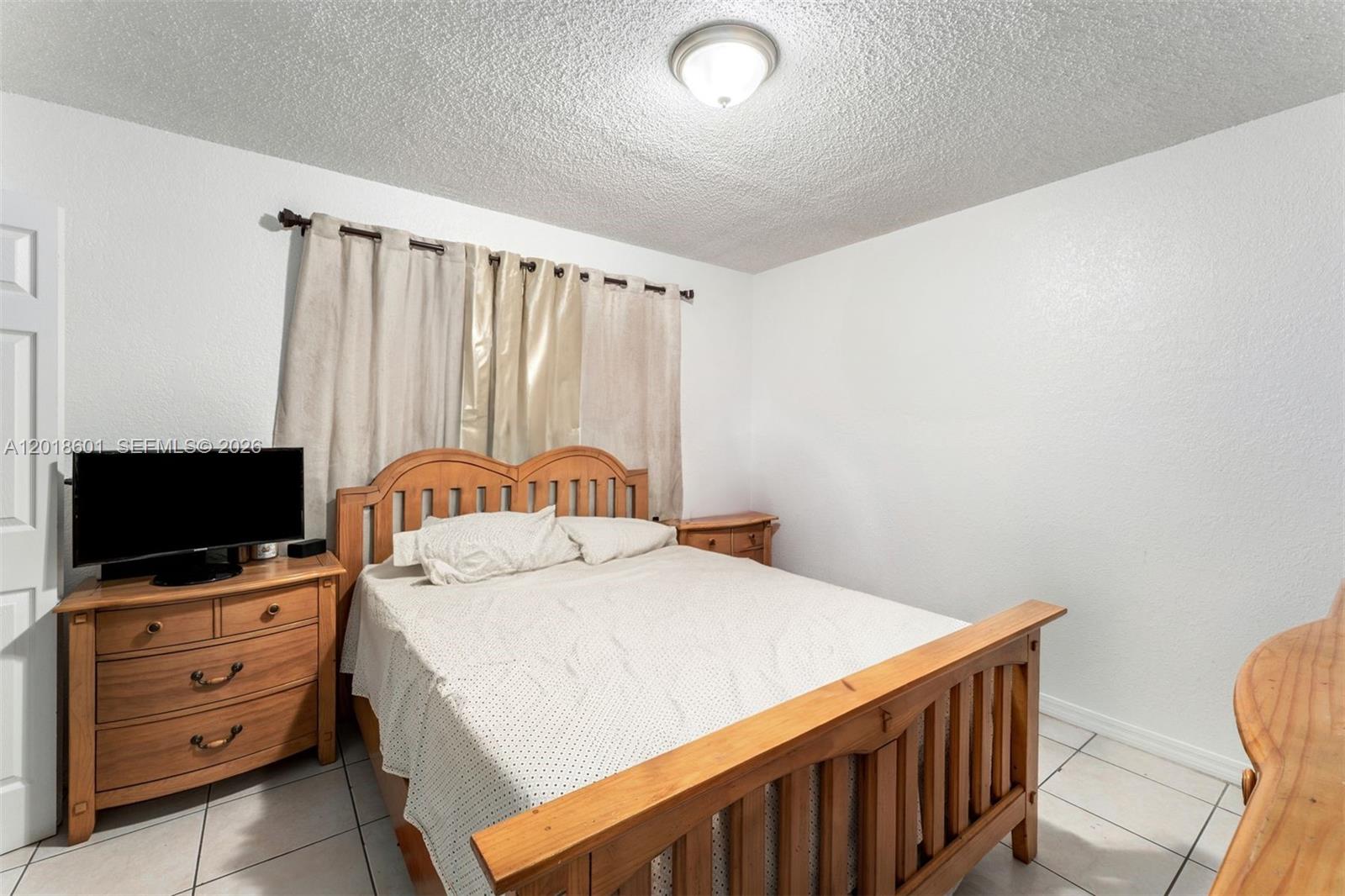 LAGO AZUL CONDO - Residential