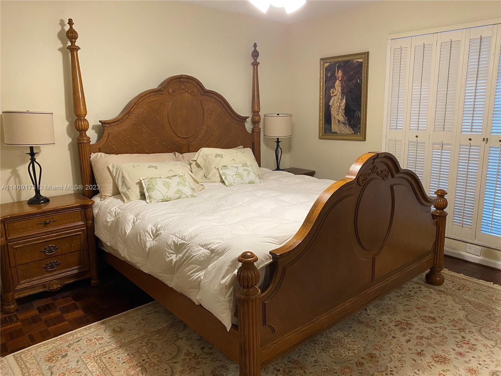 VENETIAN ISLES 1ST SEC - Residential