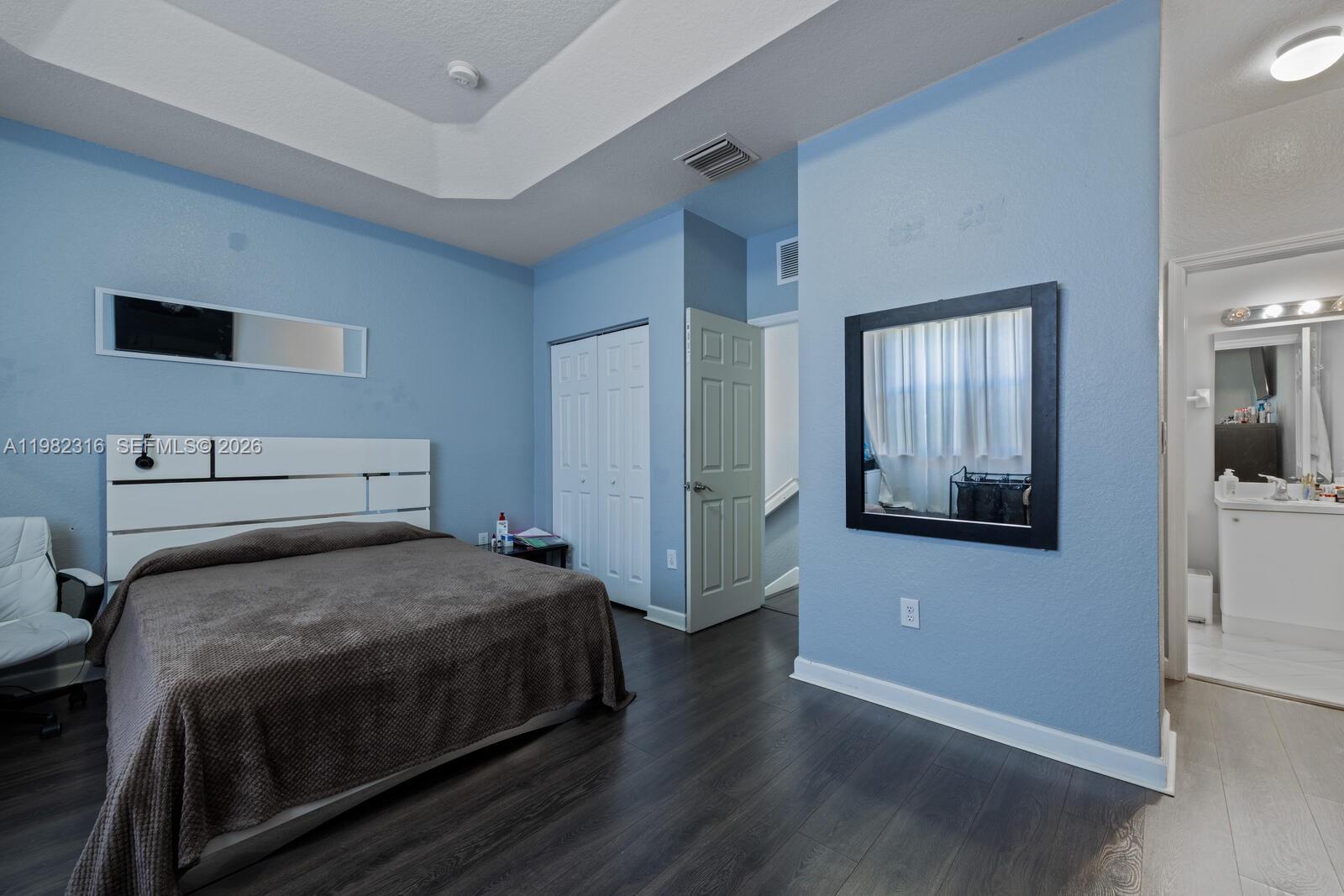 VILLAS AT CARMEL CONDO NO - Residential