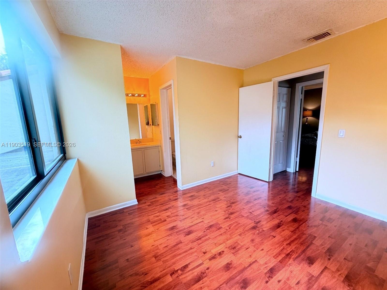 PALM POINT SEC 1 - Residential