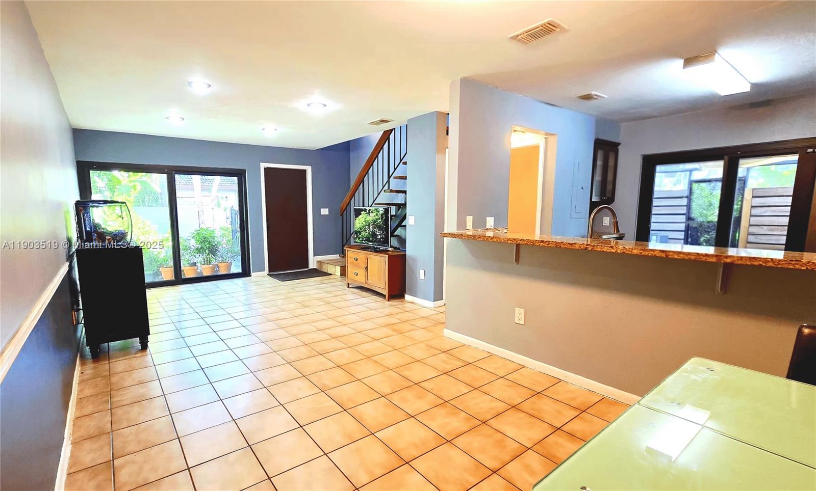 PALM POINT SEC 1 - Residential