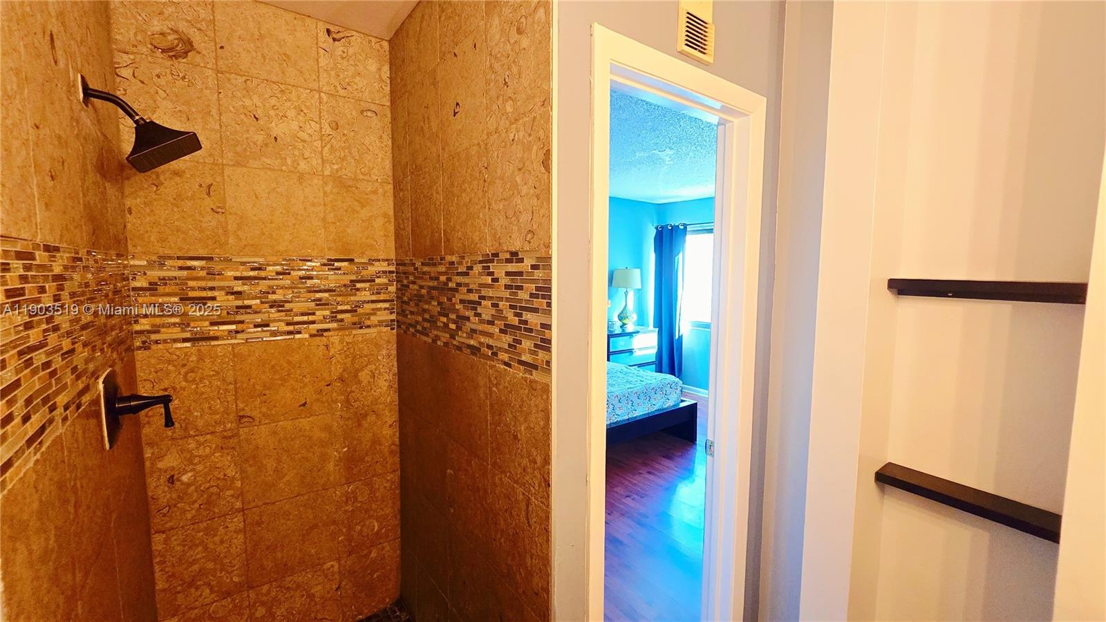 PALM POINT SEC 1 - Residential