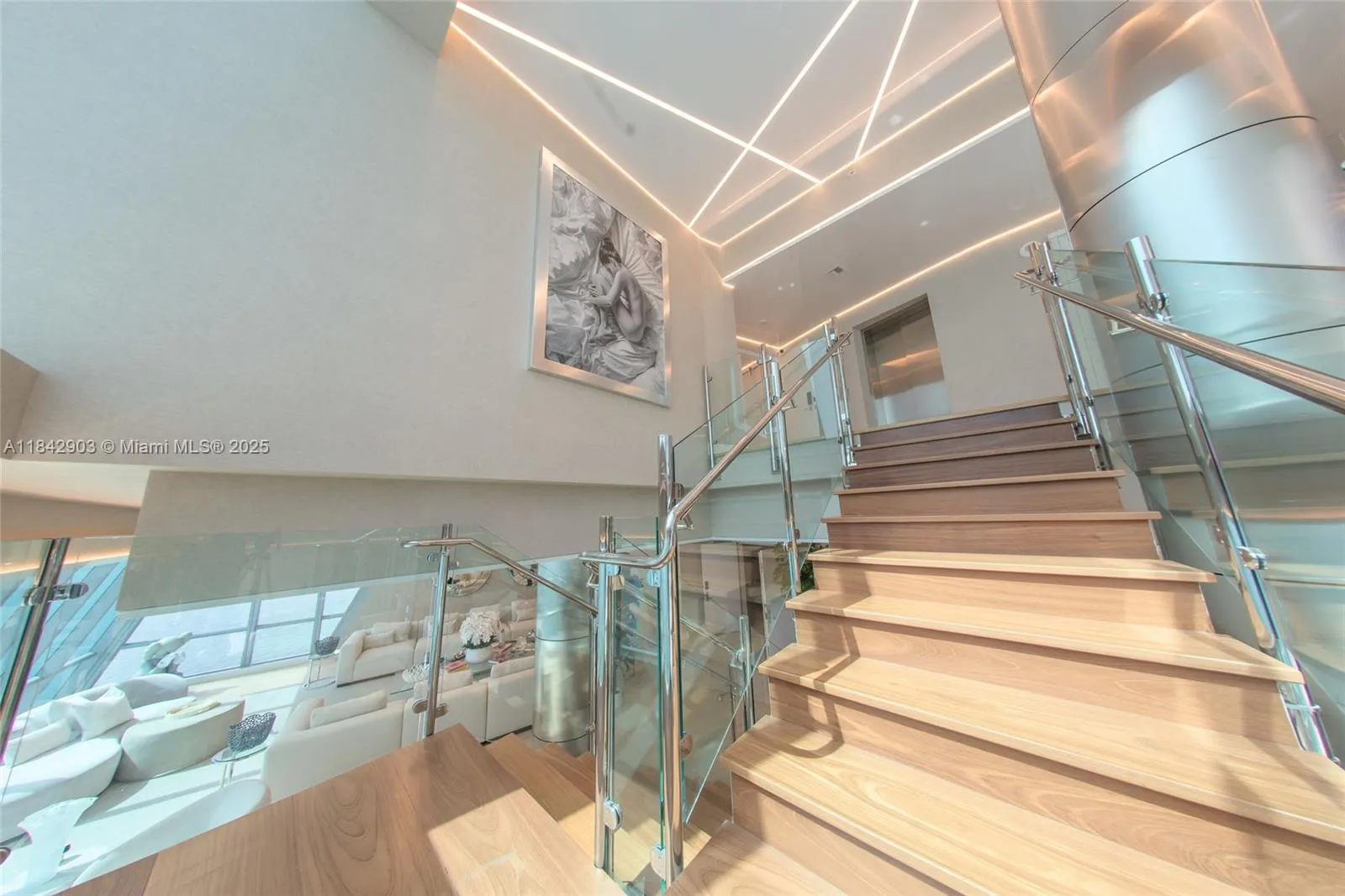 Sunny Isles Beach, Florida 33160, United States, 6 Bedrooms Bedrooms, ,8 BathroomsBathrooms,Residential,Active,176045