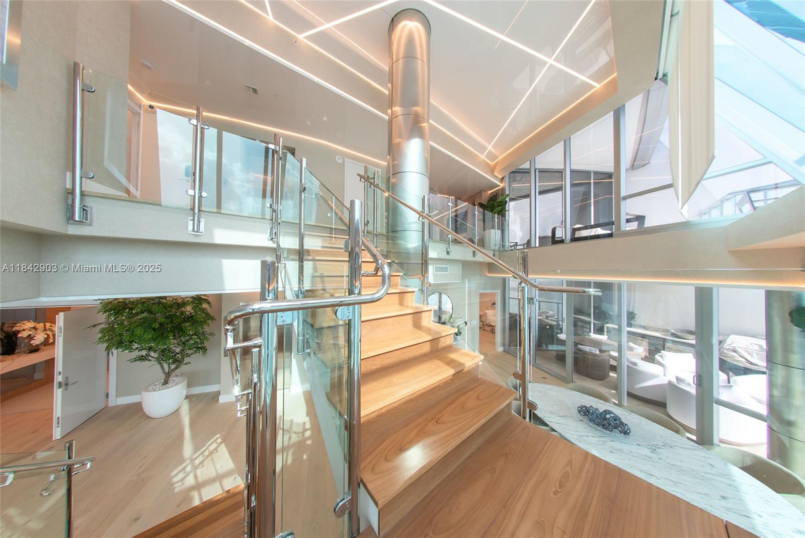 17121 Collins Ave 4803, Sunny Isles Beach, FL, 33160/$12,500,000 3 17121 Collins Ave 4803
