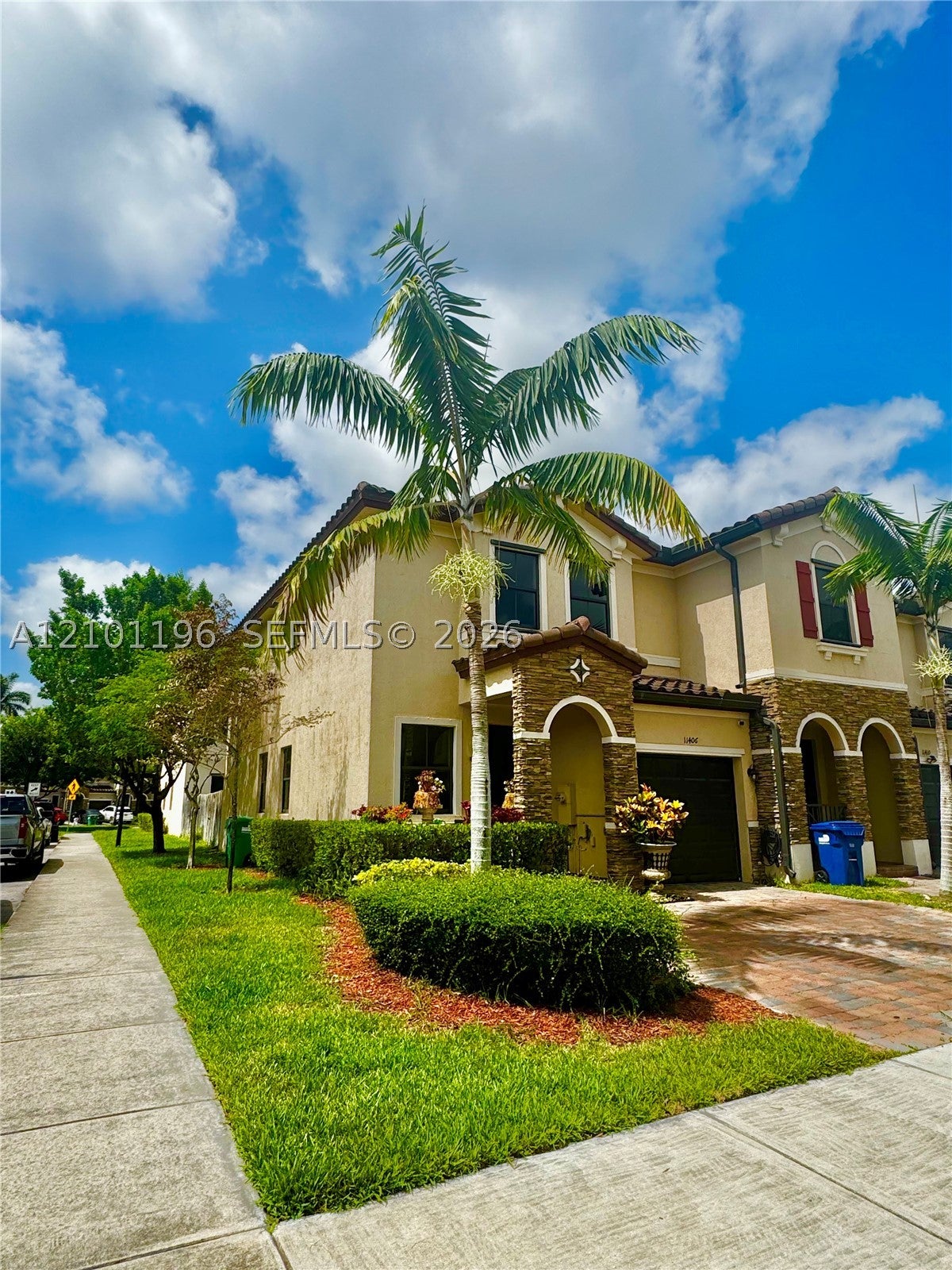 11406 SW 252nd Ter