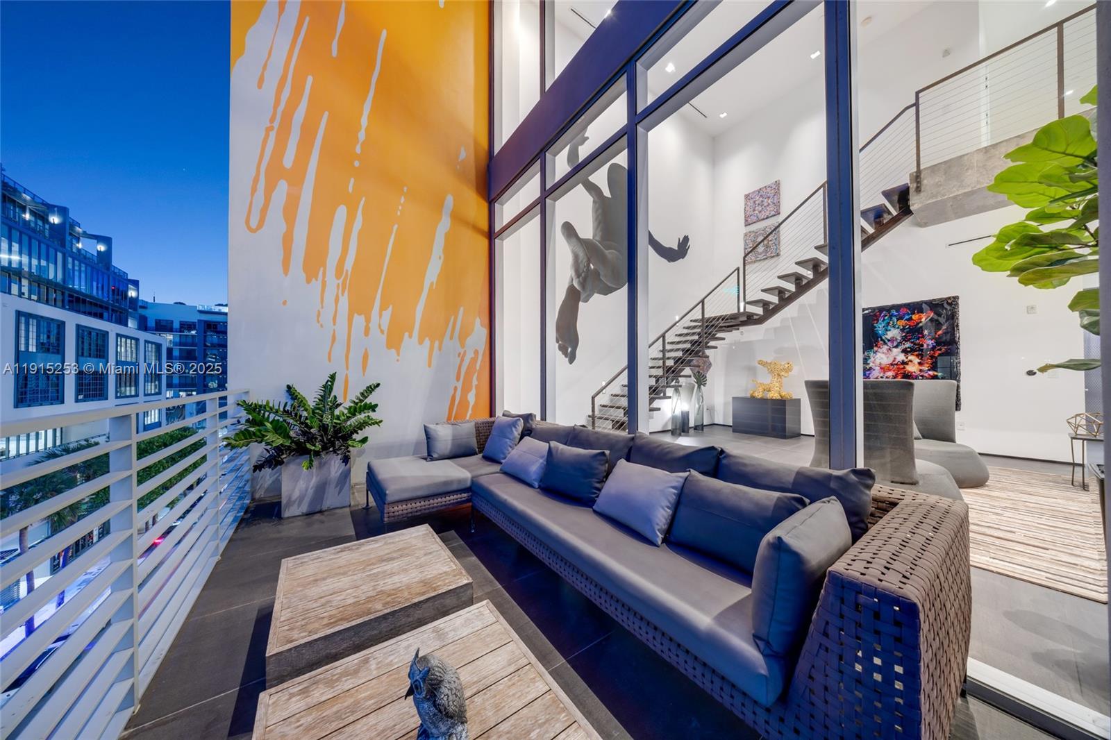250 WYNWOOD CONDO - Residential