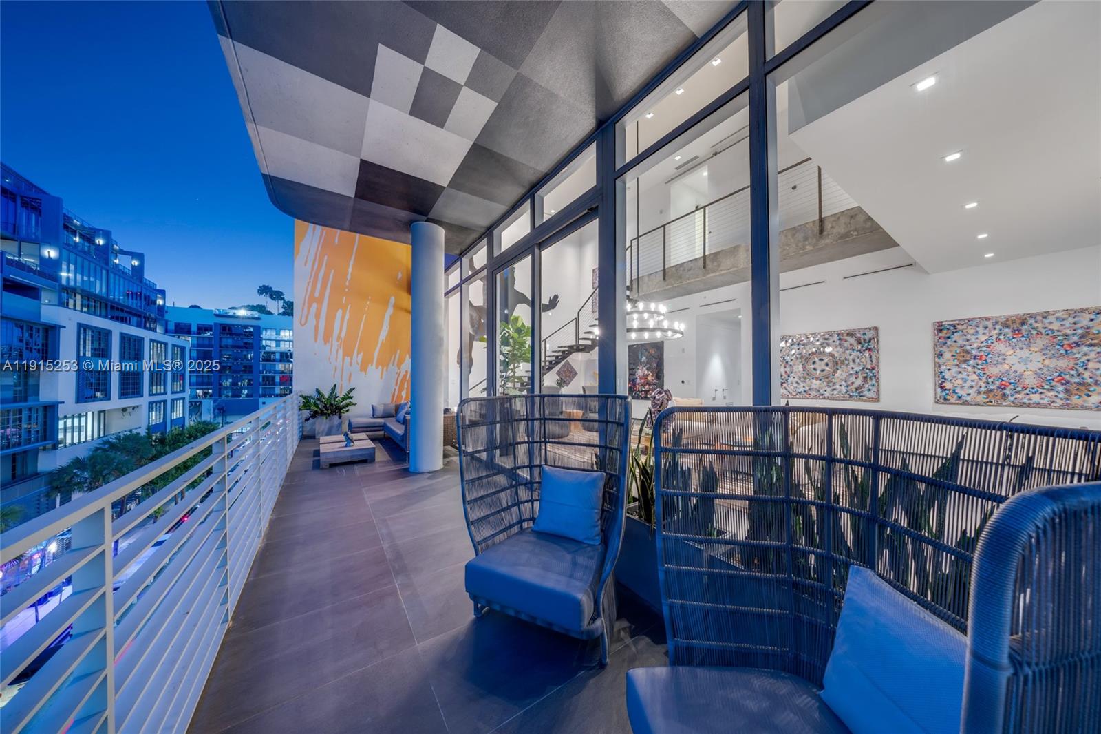 250 WYNWOOD CONDO - Residential