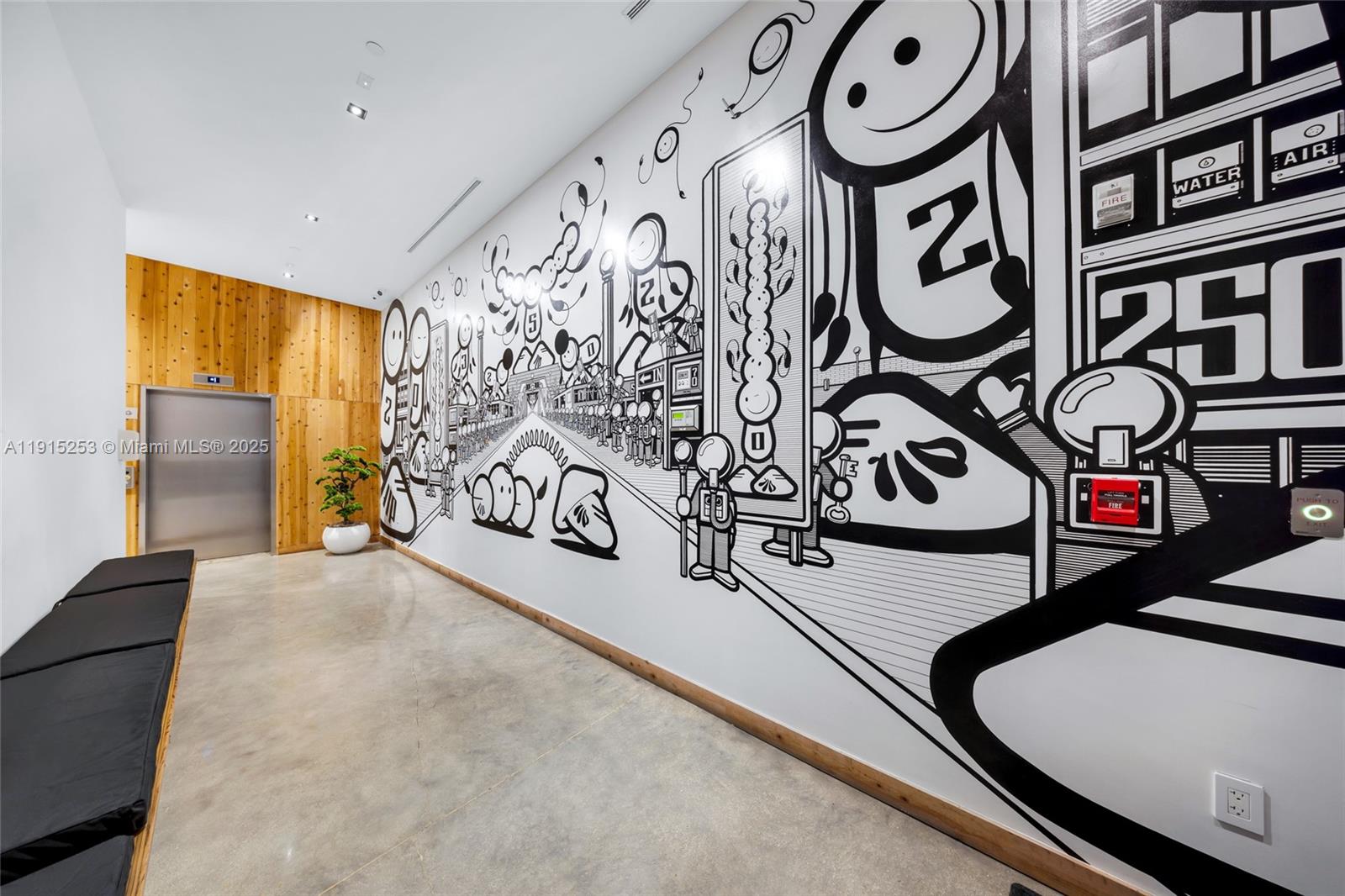250 WYNWOOD CONDO - Residential