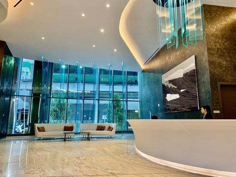 1000 Brickell Plz 2003 Miami FL 33131
