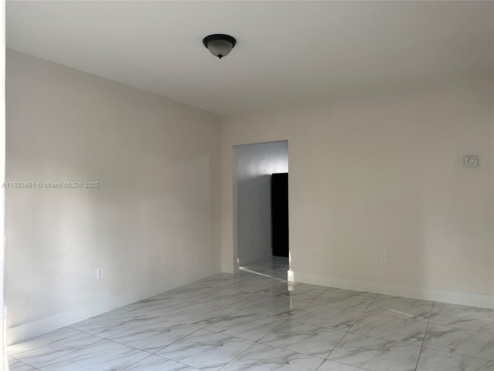 7TH AVENUE HIGHLANDS - Residential Lease