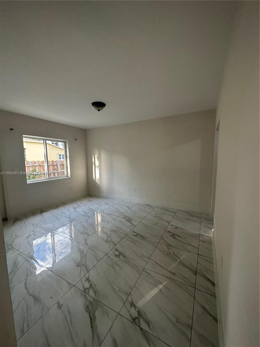 7TH AVENUE HIGHLANDS - Residential Lease