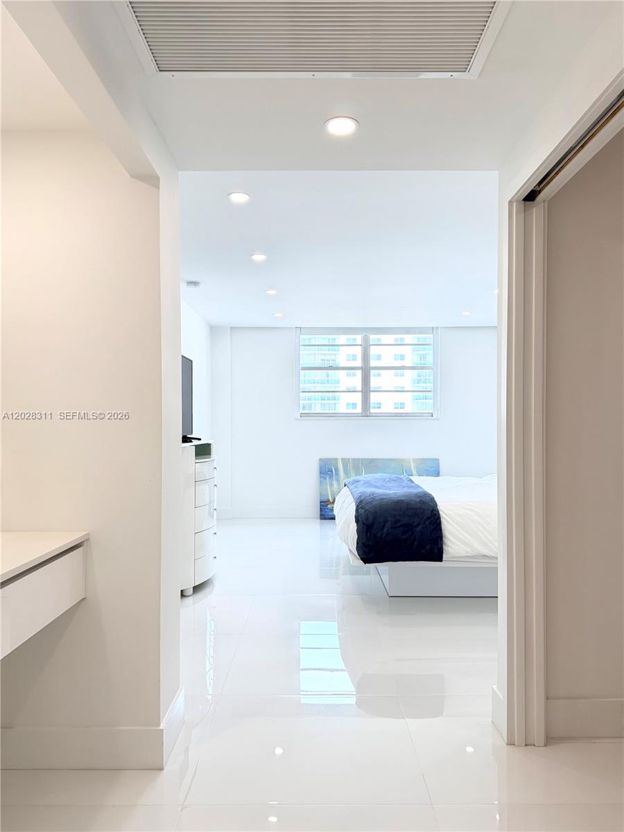 OCEANVIEW BUILDING A COND - Residential