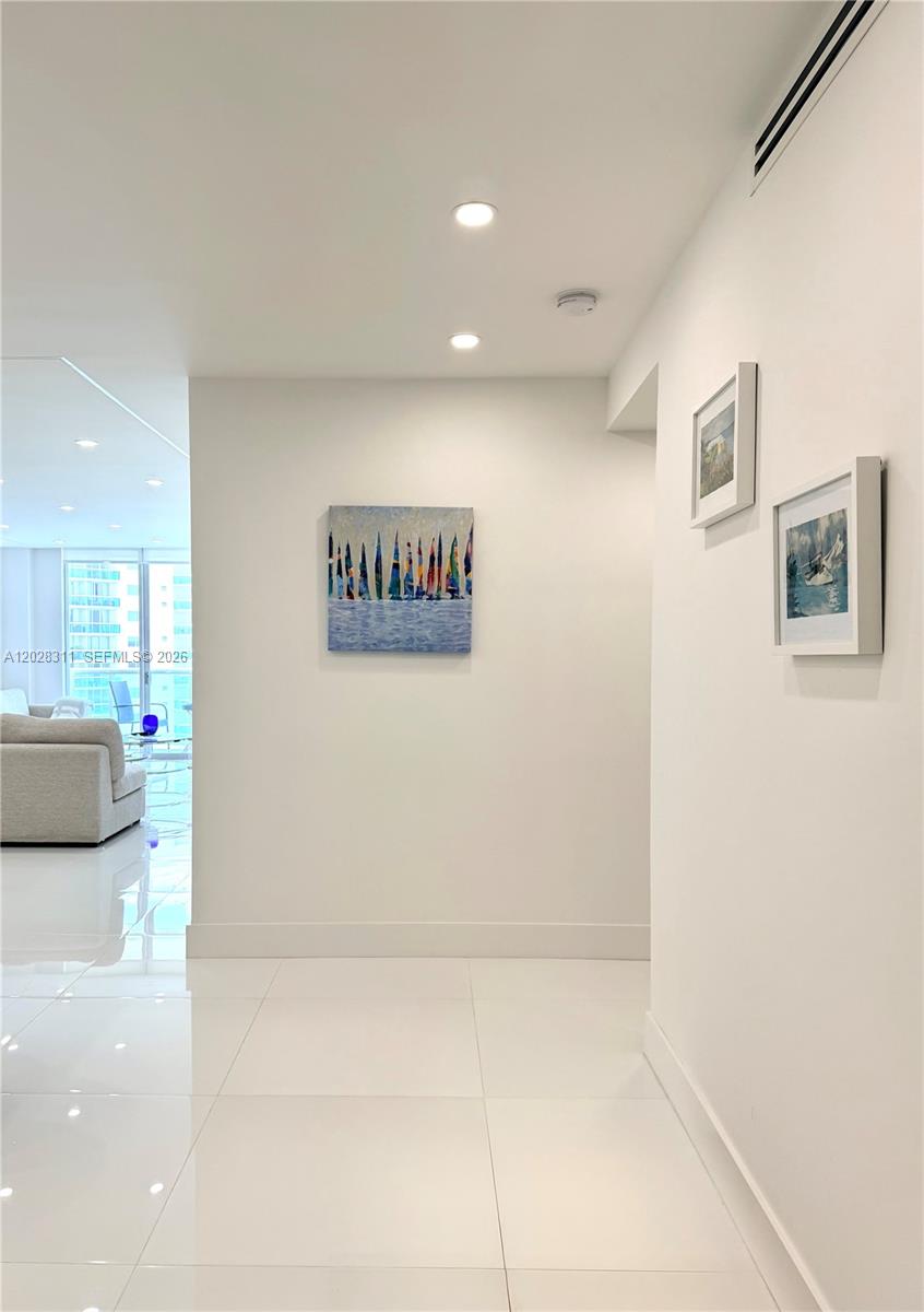 OCEANVIEW BUILDING A COND - Residential
