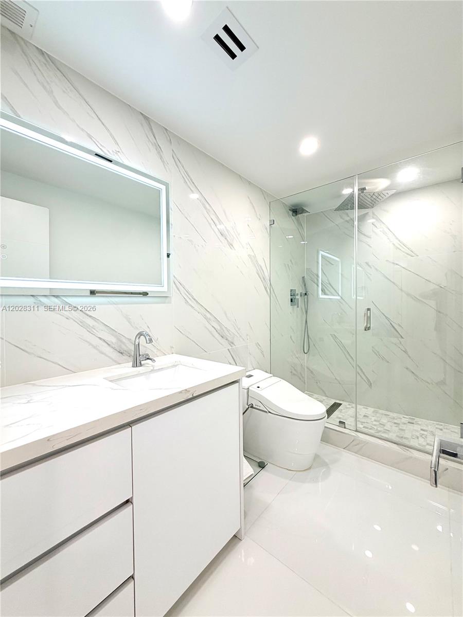 OCEANVIEW BUILDING A COND - Residential