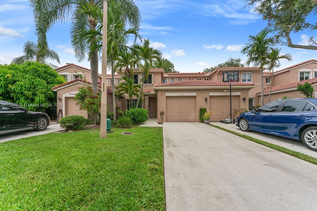 Property for Sale at 11045 Sw 16th Mnr, Davie, Broward County, Florida - Bedrooms: 3 
Bathrooms: 3  - $535,000