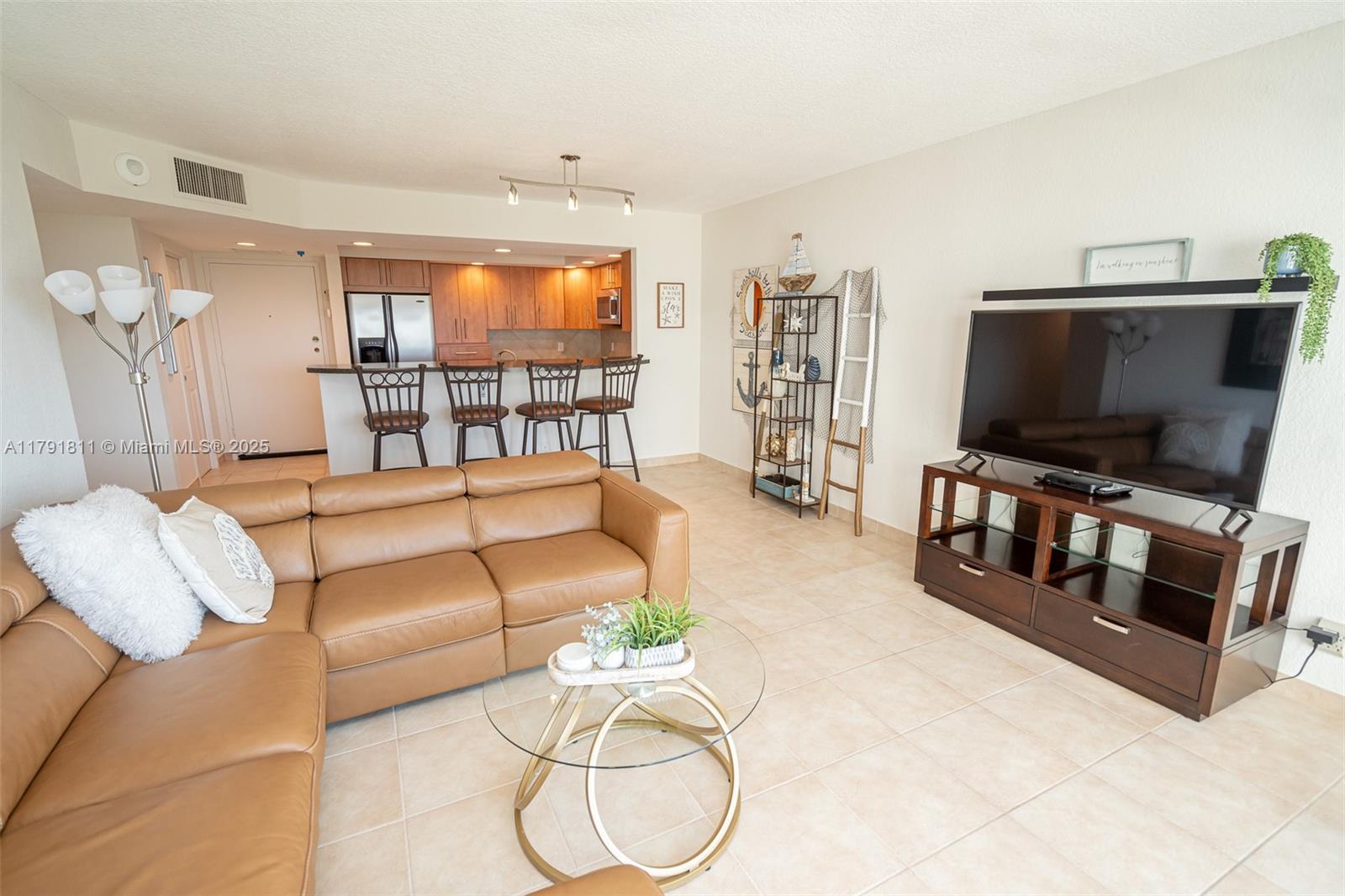 111 N Pompano Beach Blvd 706, Pompano Beach, Broward County, Florida - 2 Bedrooms  
2 Bathrooms - 