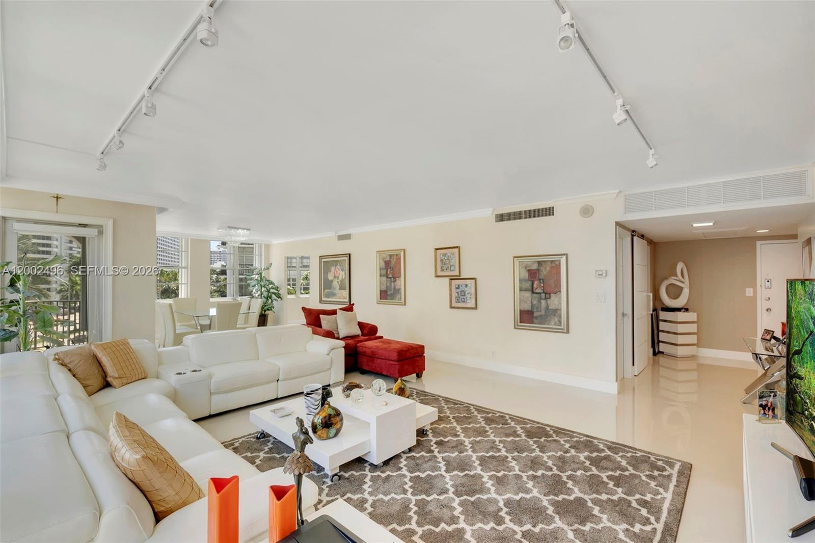 FIFTY SIX-SIXTY COLLINS A - Residential