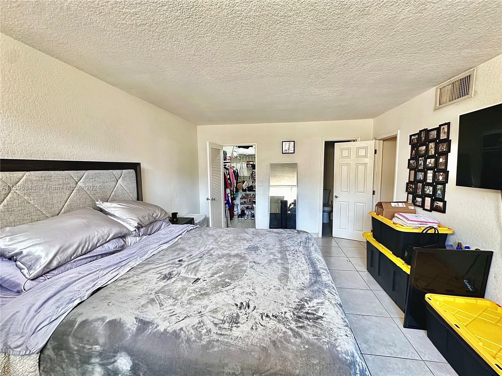 DORAL GARDENS CONDO - Residential Lease