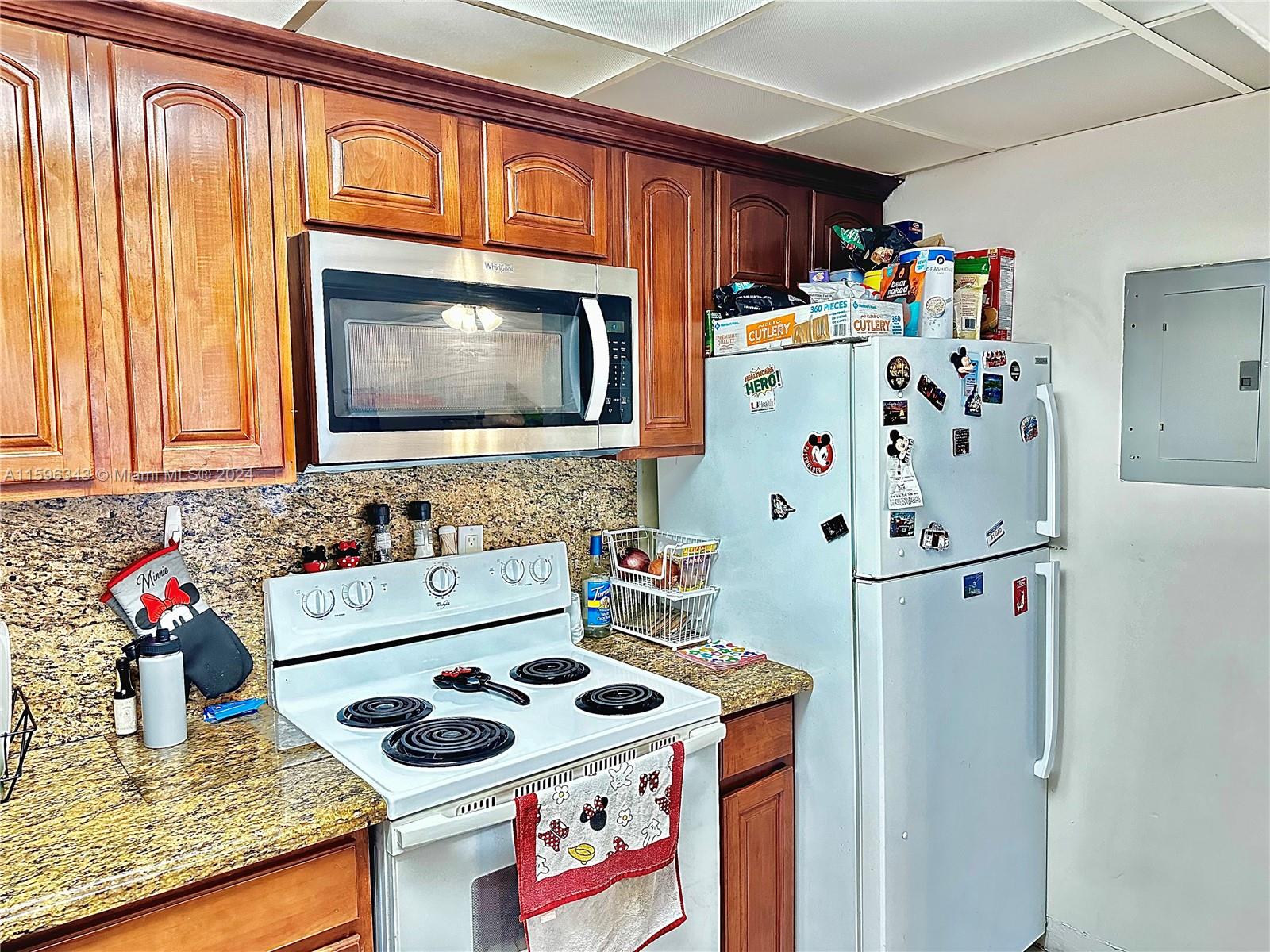 DORAL GARDENS CONDO - Residential Lease