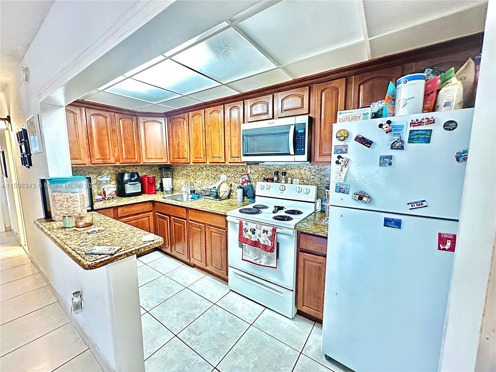 DORAL GARDENS CONDO - Residential Lease