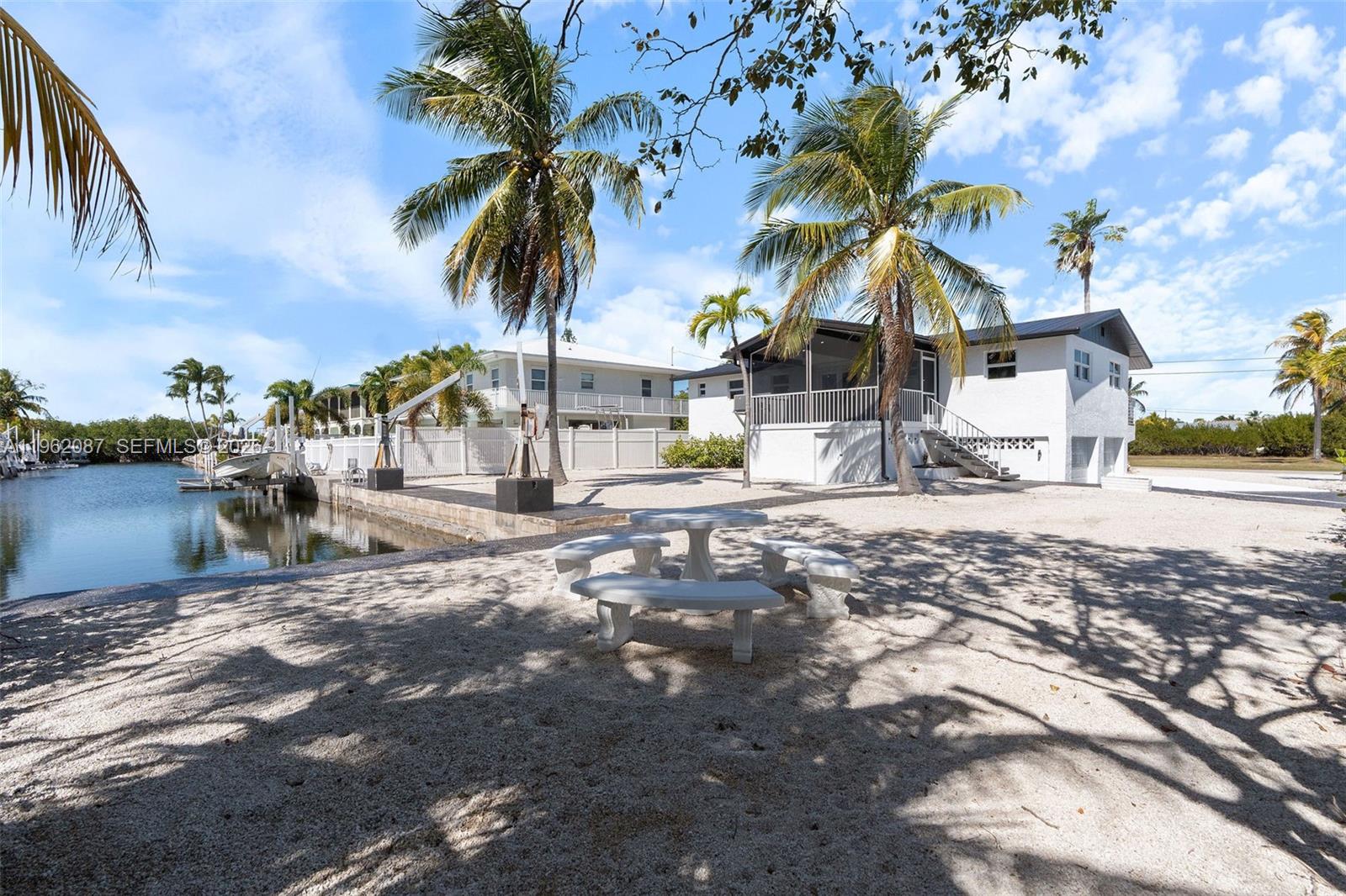 TROPICAL BAY ADD NO 3 - Residential