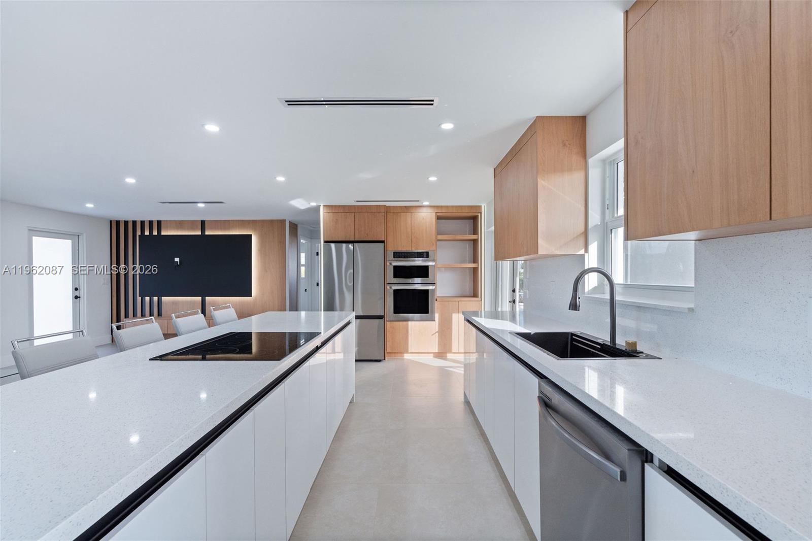 TROPICAL BAY ADD NO 3 - Residential