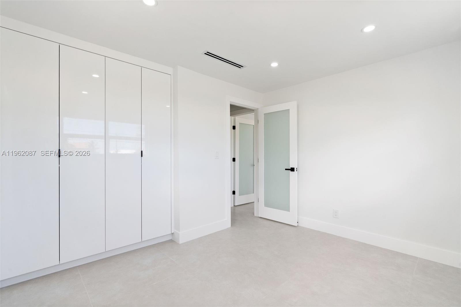 TROPICAL BAY ADD NO 3 - Residential