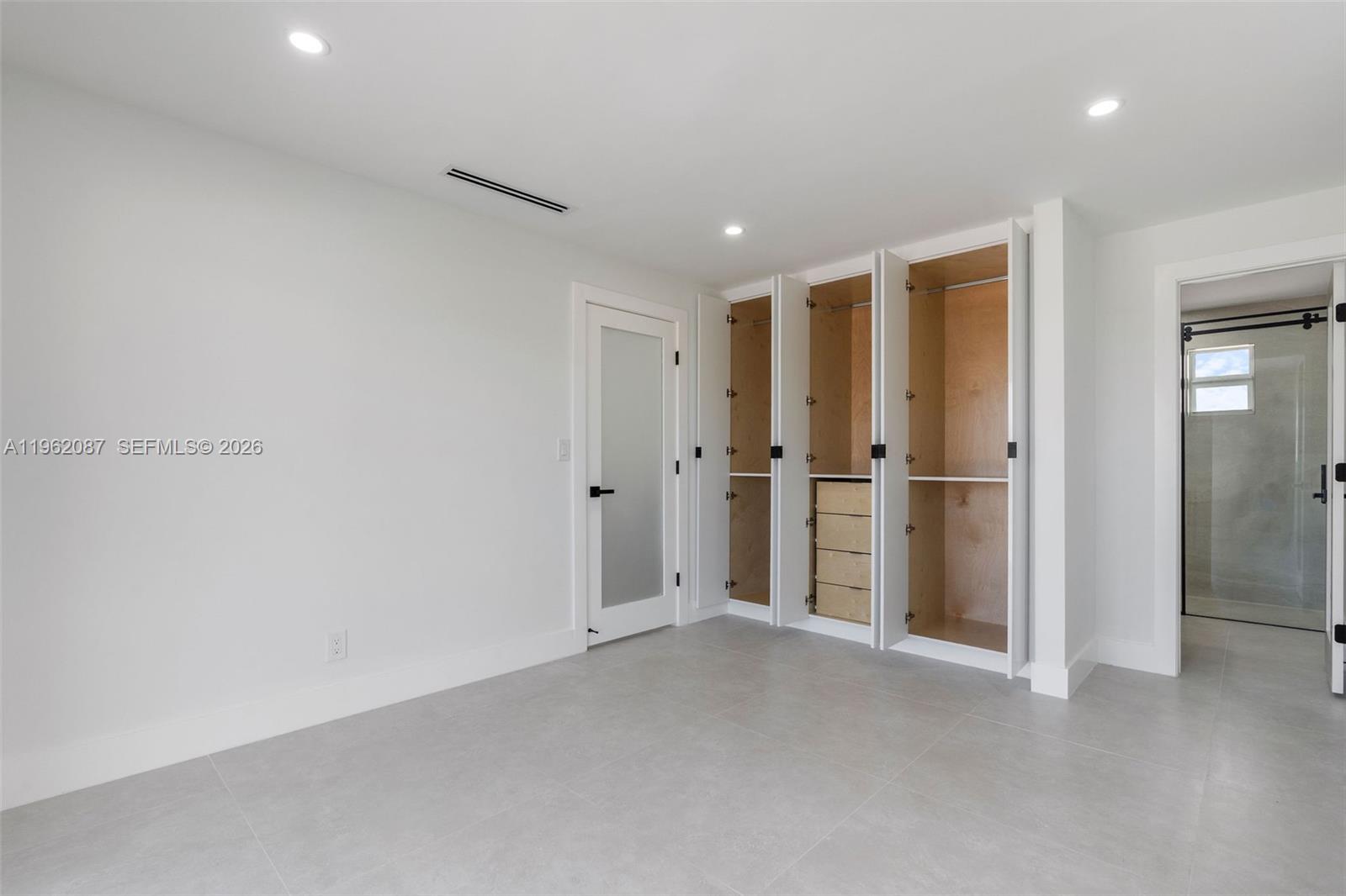 TROPICAL BAY ADD NO 3 - Residential