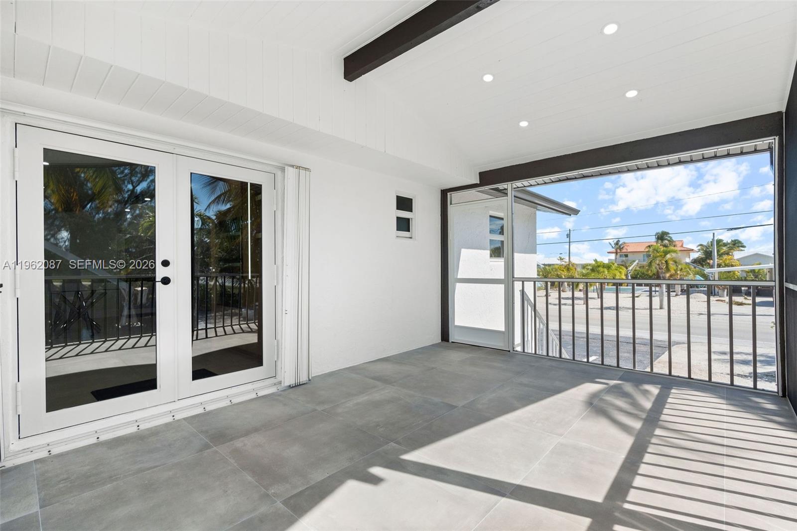 TROPICAL BAY ADD NO 3 - Residential