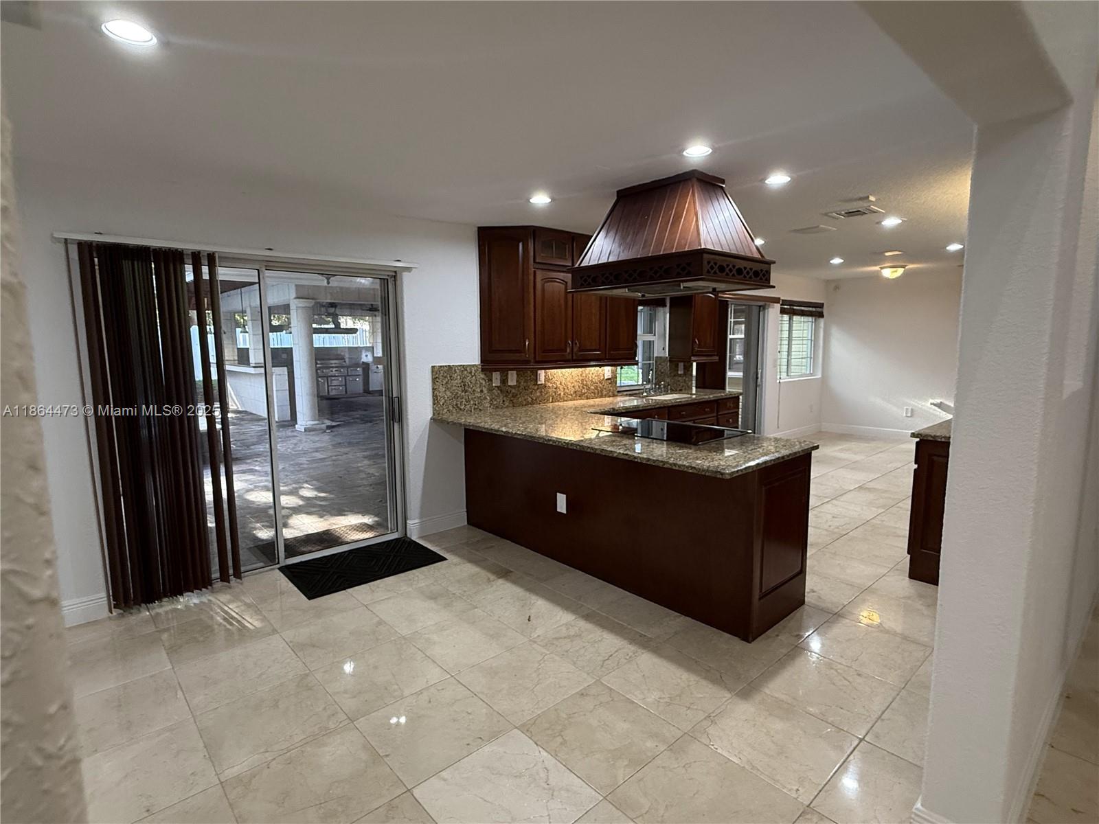 COUNTRY WALK SEC 3 - Residential