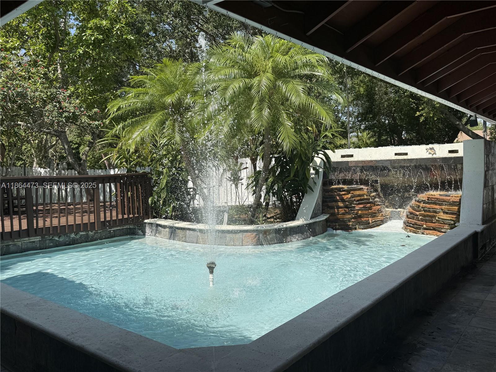 COUNTRY WALK SEC 3 - Residential