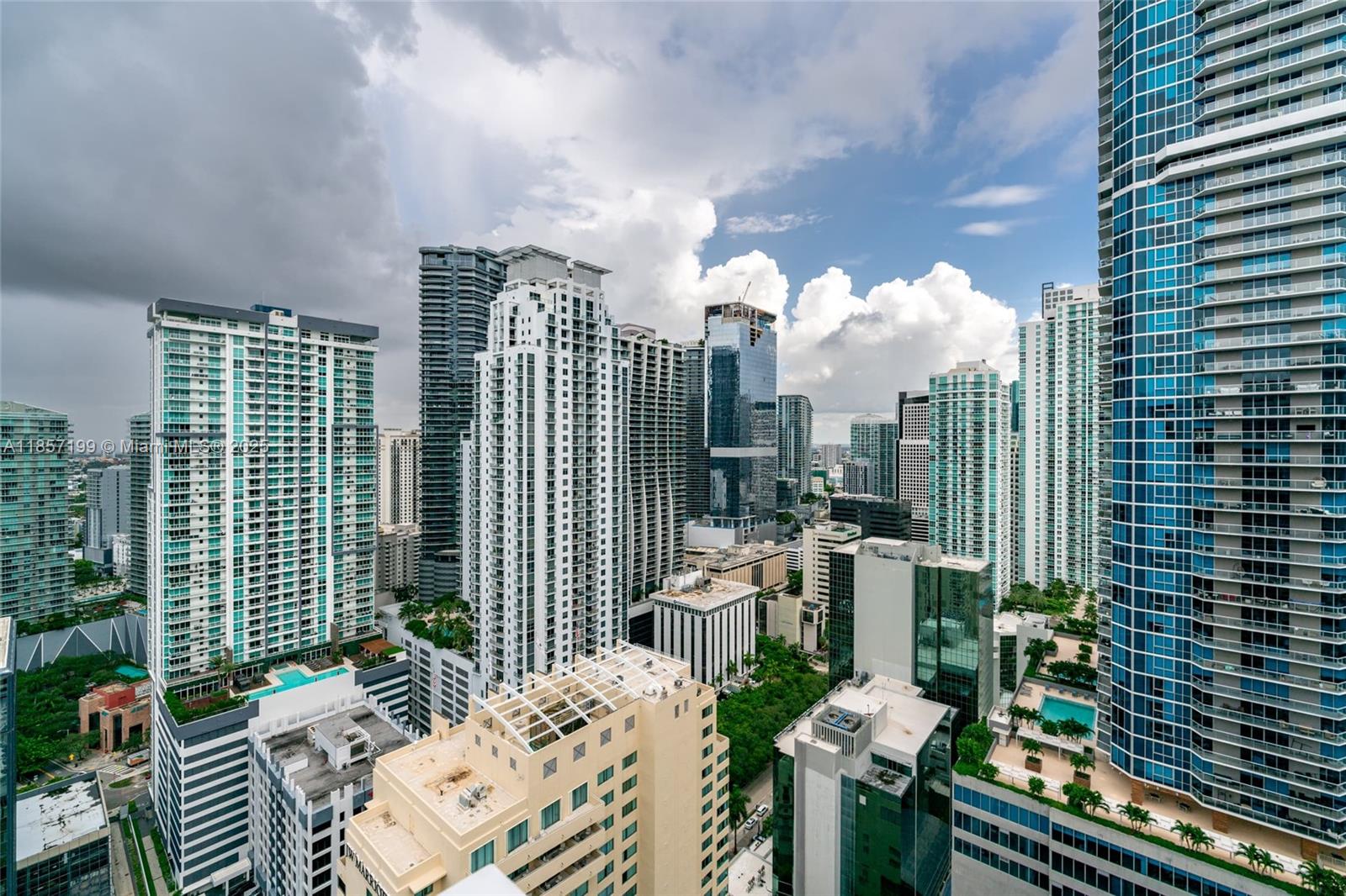 High floor 3 bed 2 bath corner unit. Wraparound balcony offers views of Brickell, Water and Beautiful Sunsets.
Building has updated gym, pool and community amenities. Live in the heart of Brickell. Walk to work,
shopping, restaurants and more. Active upscale nightlife. Easy location to Metrorail, Metromover, Trolley and buses. Unit has new carpet and is freshly painted. Tile floors in bathrooms and kitchen. Appliances have also just been updated. Master bedroom has walk-in and standard closet. with private bath.