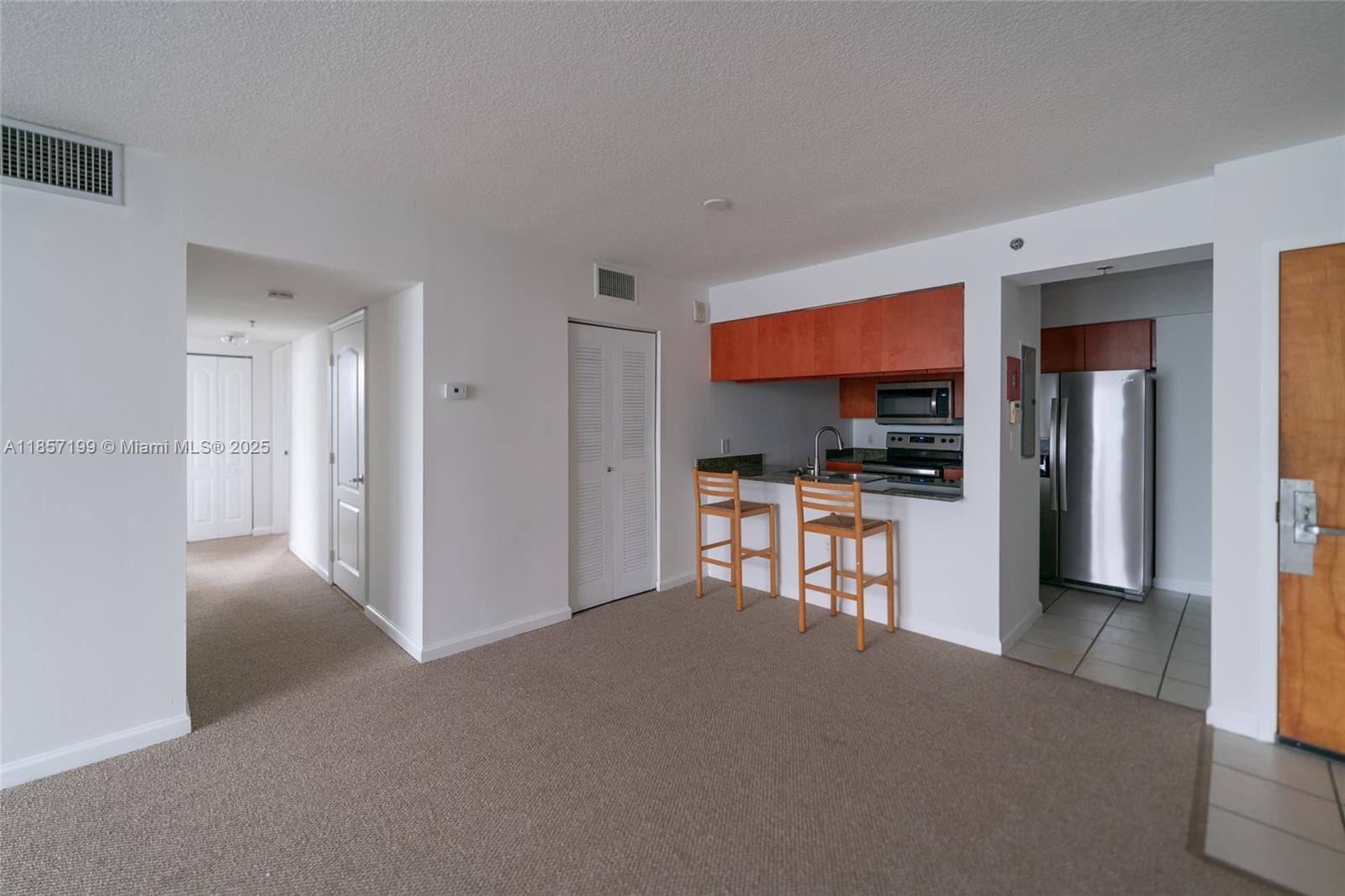 THE CLUB AT BRICKELL BAY - Residential Lease