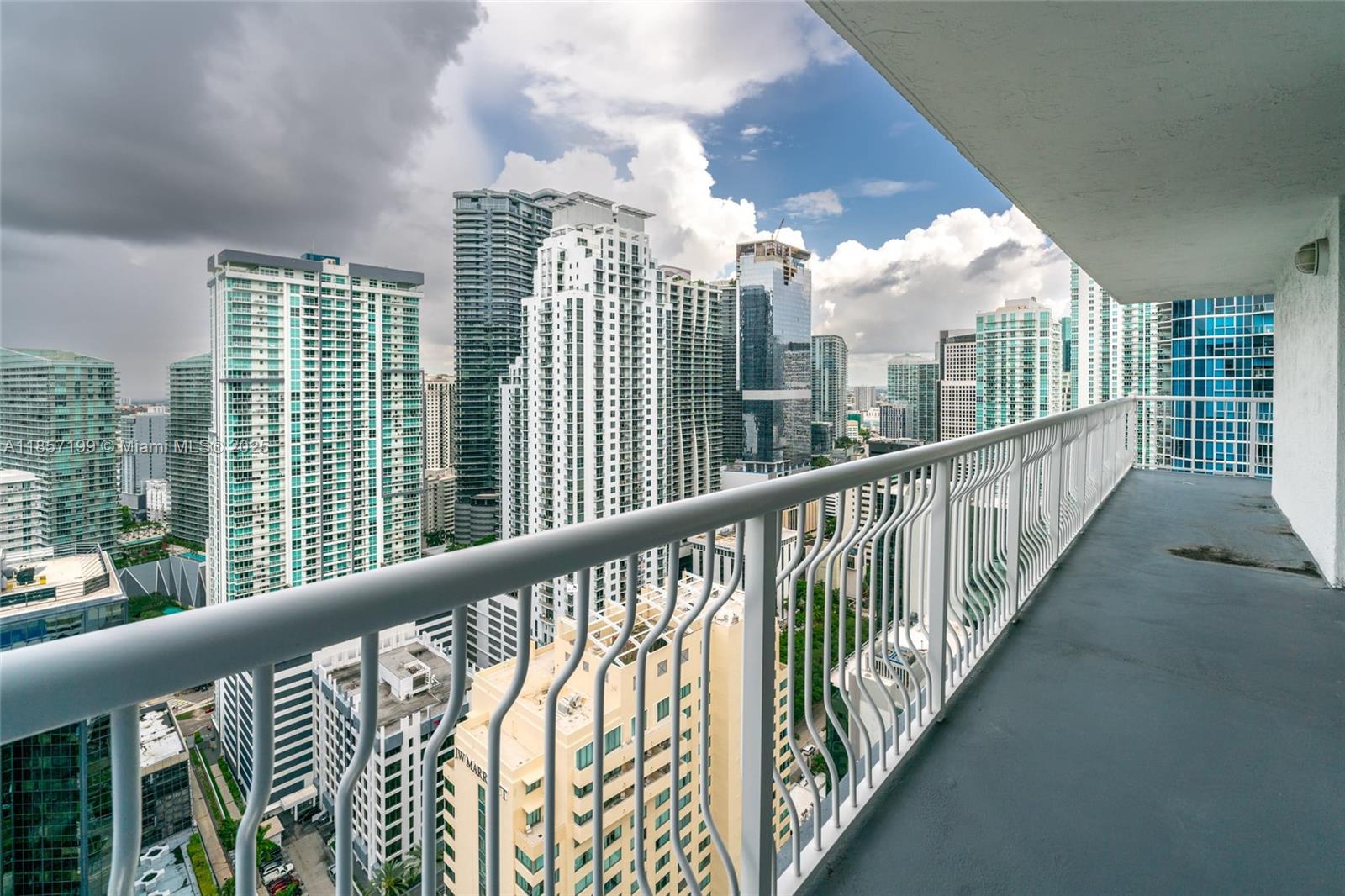 THE CLUB AT BRICKELL BAY - Residential Lease