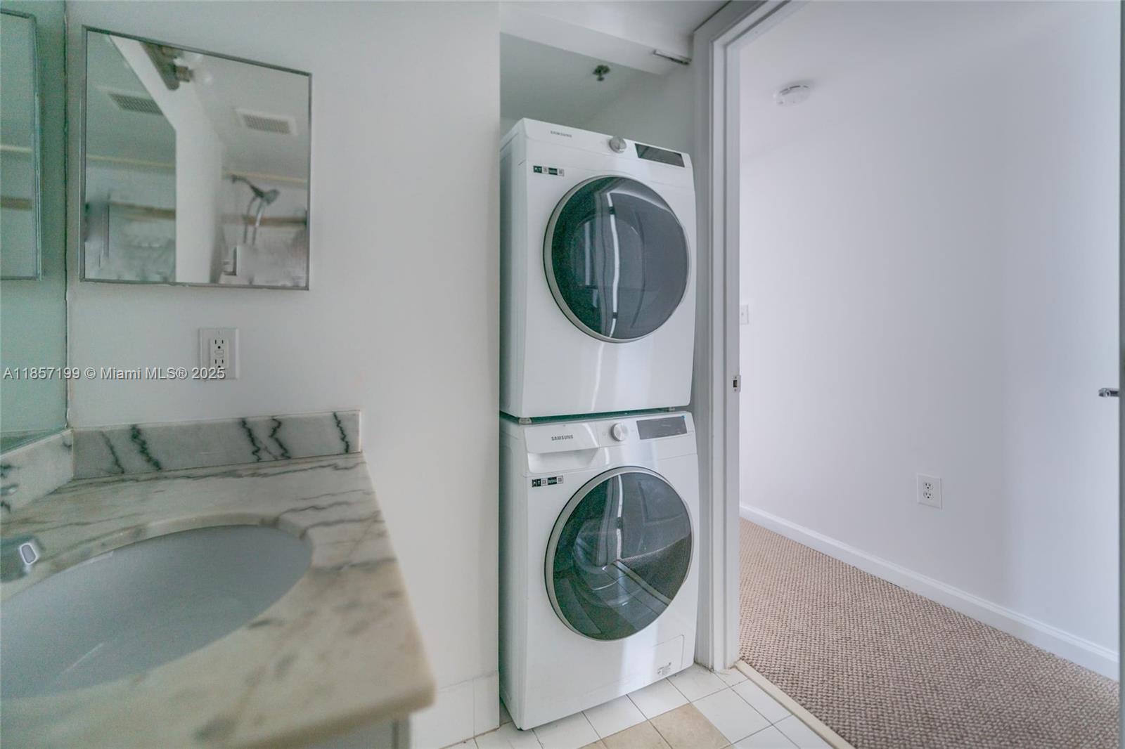 THE CLUB AT BRICKELL BAY - Residential Lease