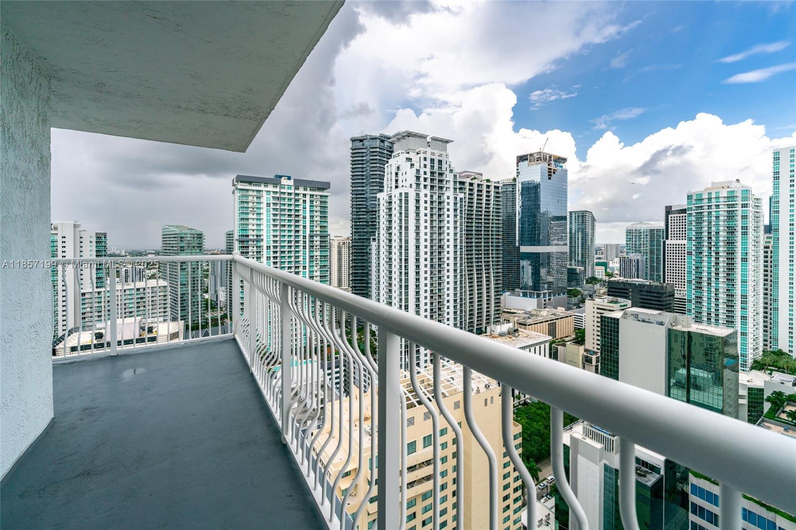 1200 Brickell Bay Dr 4024