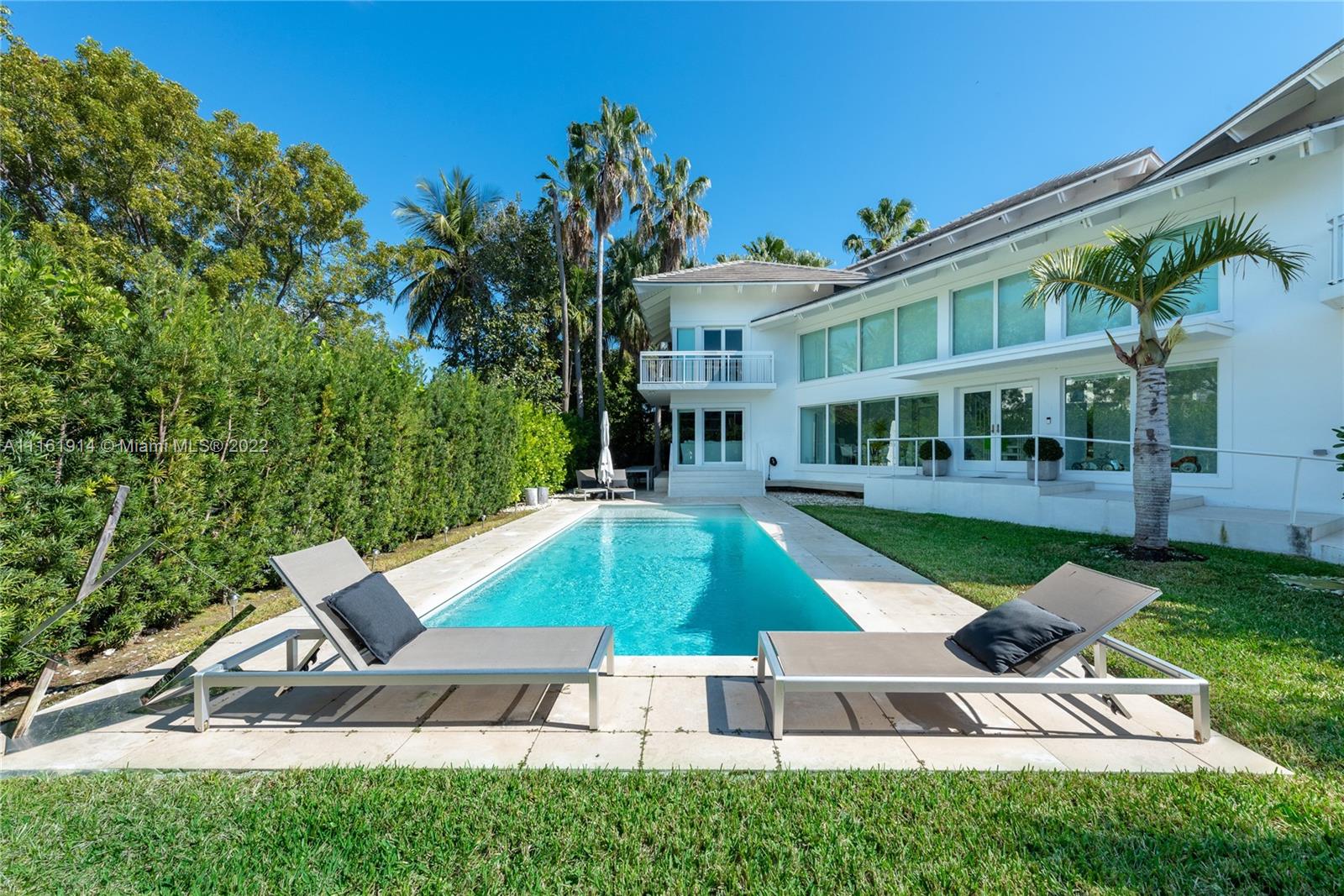 TROPICAL ISLE HOMES SUB 4 - Residential