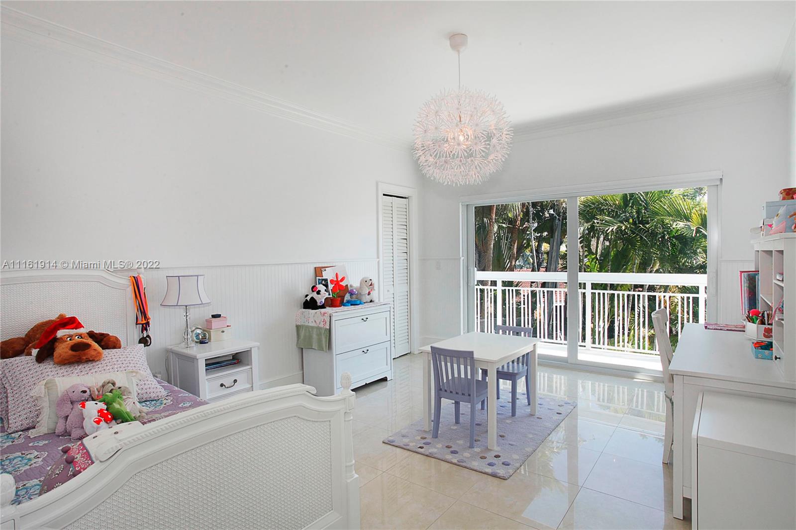 TROPICAL ISLE HOMES SUB 4 - Residential